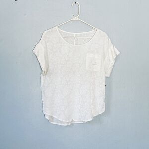 By Anthropologie Top Womens Size XS Cream Ivory Silky Short Sleeves Minimalist